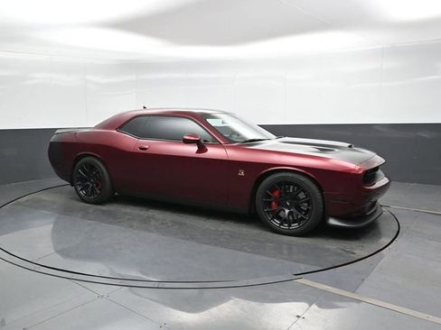 Used 2019 Dodge Challenger R/T Scat Pack w/ Dynamics Package RWD image 3