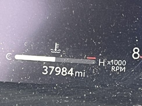 Used 2023 Toyota Highlander Platinum image 11