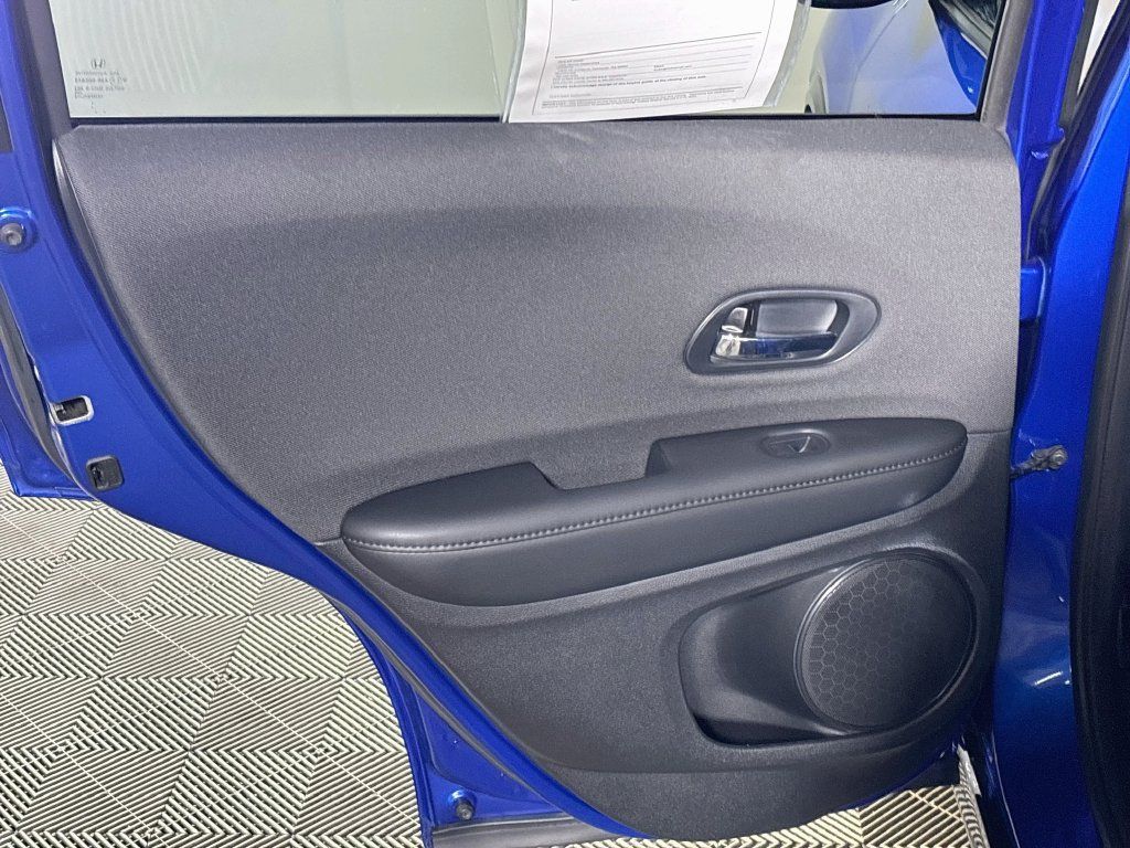Used 2022 Honda HR-V Sport image 18