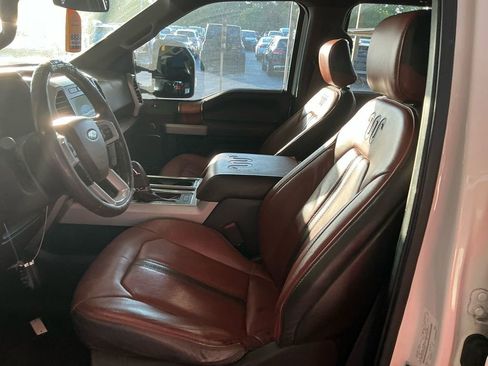 Used 2018 Ford F150 King Ranch w/ Equipment Group 601A Luxury AWD/4WD image 11