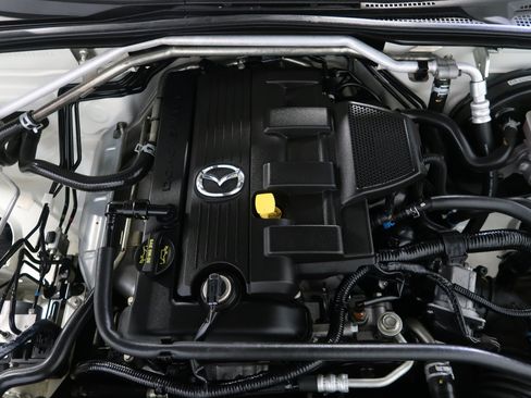 Used 2007 MAZDA MX-5 Miata Sport RWD image 28