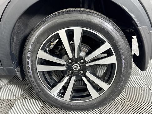Used 2019 Nissan Kicks SV image 36
