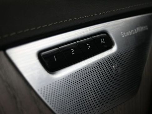 Used 2023 Volvo XC90 B6 Ultimate w/ Lounge Package image 31