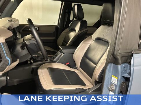 Used 2023 Ford Bronco Wildtrak image 6