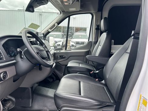 New 2025 Ford Transit 250 148 Medium Roof w/ Load Area Protection Package image 12