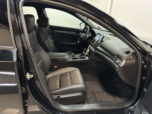 Used 2019 Honda Accord Sport image 39