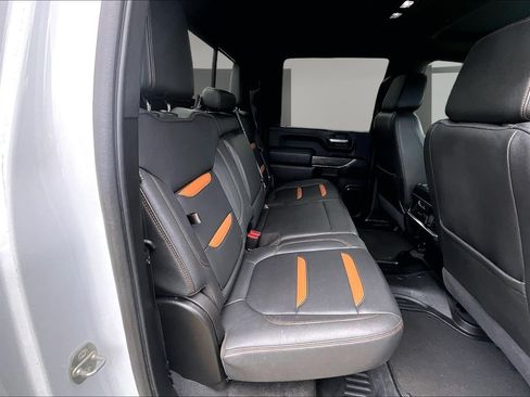 Used 2022 GMC Sierra 2500 AT4 w/ AT4 Premium Plus Package AWD/4WD image 26