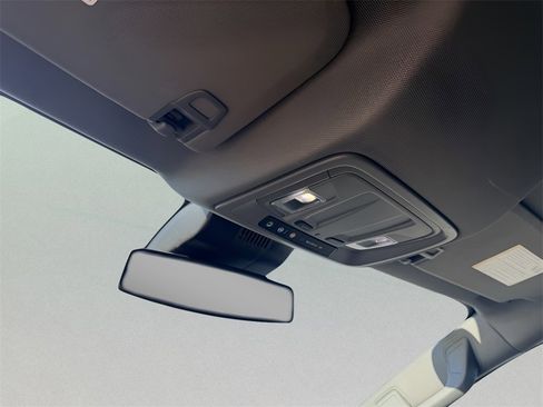 Used 2023 GMC Sierra 1500 SLT w/ SLT Premium Package image 27