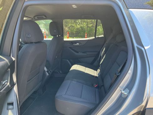 Used 2025 Chevrolet Equinox LT image 25