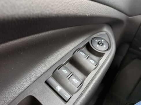 Used 2016 Ford Escape SE w/ Equipment Group 201A image 27