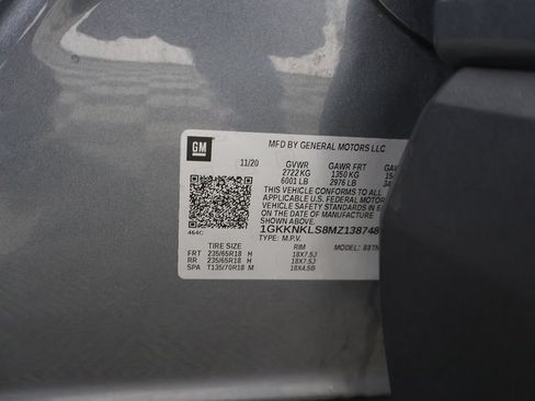 Used 2021 GMC Acadia SLE w/ LPO, Floor Liner Package FWD image 44