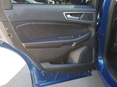 Used 2020 Ford Edge ST-Line image 10