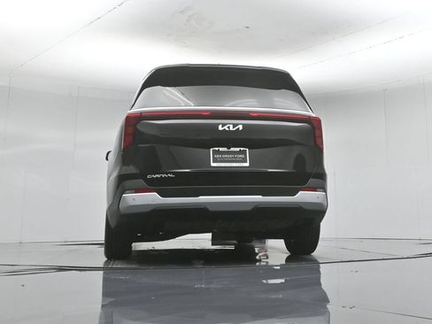 Used 2026 Kia Carnival FWD image 53
