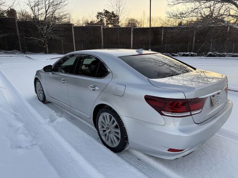 Used 2014 Lexus LS 460 AWD image 7