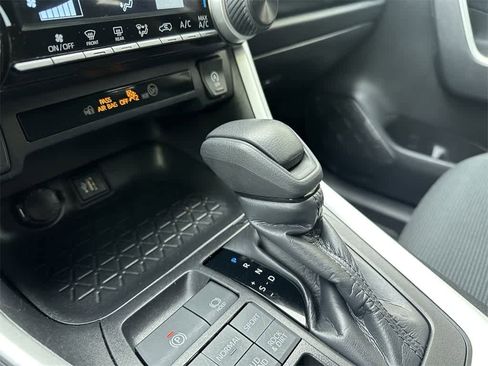 Used 2024 Toyota RAV4 LE image 17