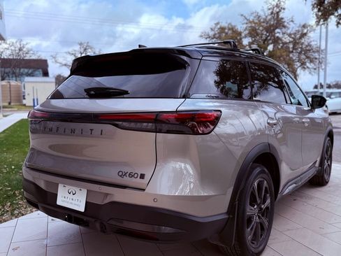 Certified 2026 INFINITI QX60 Autograph w/ Dark Cargo Package image 6
