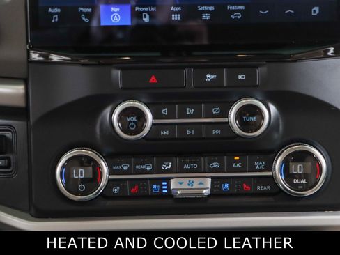 Used 2022 Ford Expedition XLT image 21