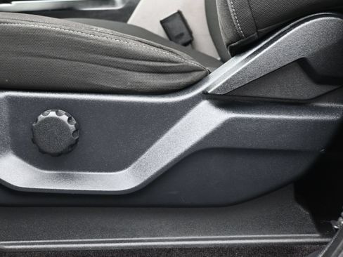 Used 2017 Ford F150 XL w/ Equipment Group 101A Mid RWD image 10