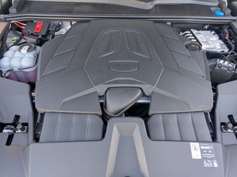 New 2026 Porsche Cayenne Coupe image 28