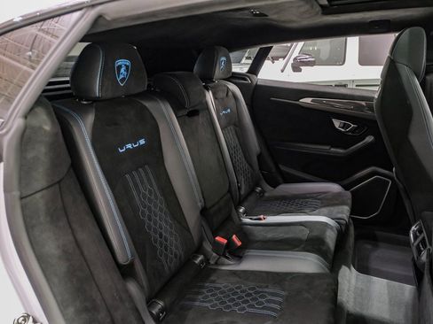 Used 2024 Lamborghini Urus Performante image 44