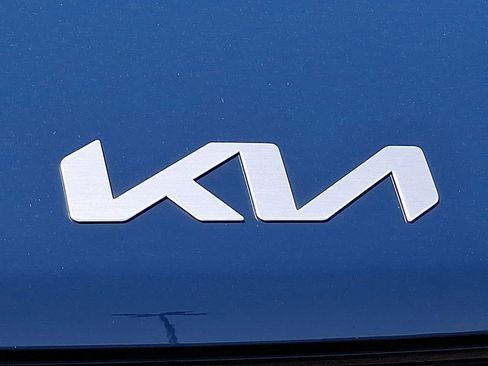 Certified 2024 Kia Sorento SX image 30