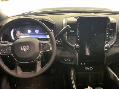 Used 2026 RAM 2500 Laramie AWD/4WD image 4