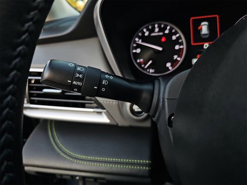 Used 2023 Subaru Outback Onyx Edition image 27