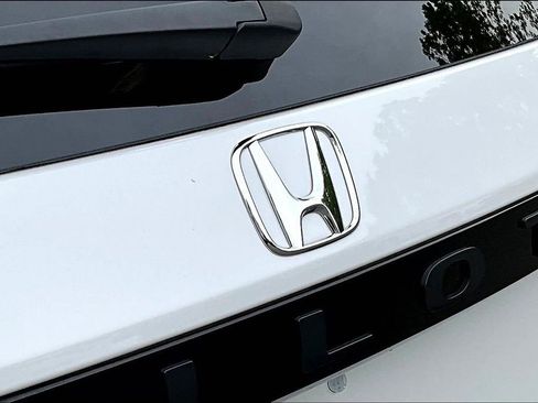 Used 2025 Honda Pilot EX-L image 25