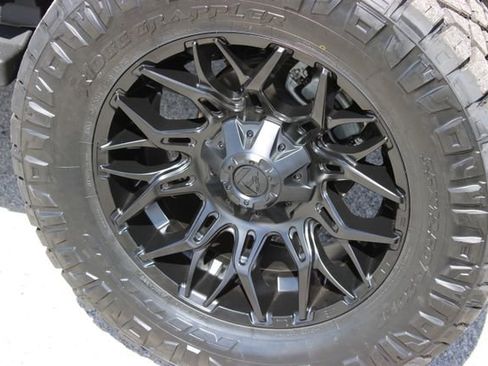 Used 2025 Ford Bronco Big Bend image 15