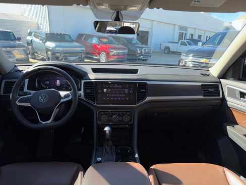 Used 2022 Volkswagen Atlas SE image 13