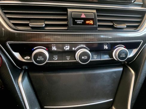 Used 2022 Honda Accord Sport image 25