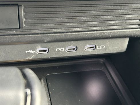 Used 2024 Toyota Land Cruiser image 33