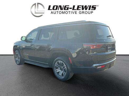 Used 2024 Jeep Wagoneer Series II image 4