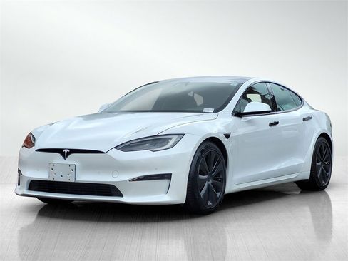 Used 2022 Tesla Model S image 8