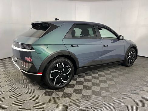 Used 2024 Hyundai Ioniq 5 SE image 8