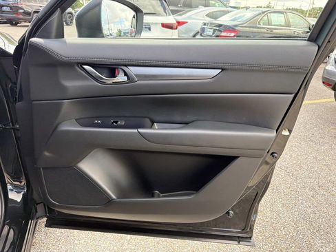 Used 2020 MAZDA CX-5 Touring FWD image 13