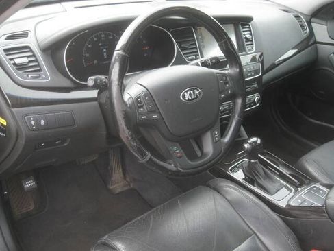 Used 2015 Kia Cadenza Premium w/ Luxury Package image 16