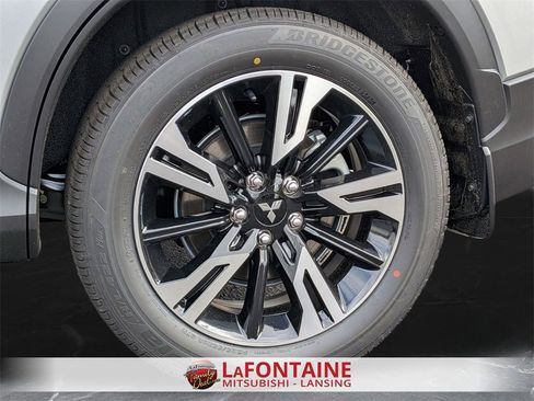 New 2026 Mitsubishi Eclipse Cross SE image 31