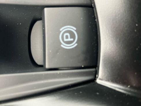 Certified 2026 Toyota Camry SE image 32