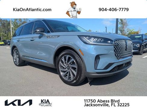 Used 2025 Lincoln Aviator 2WD image 1
