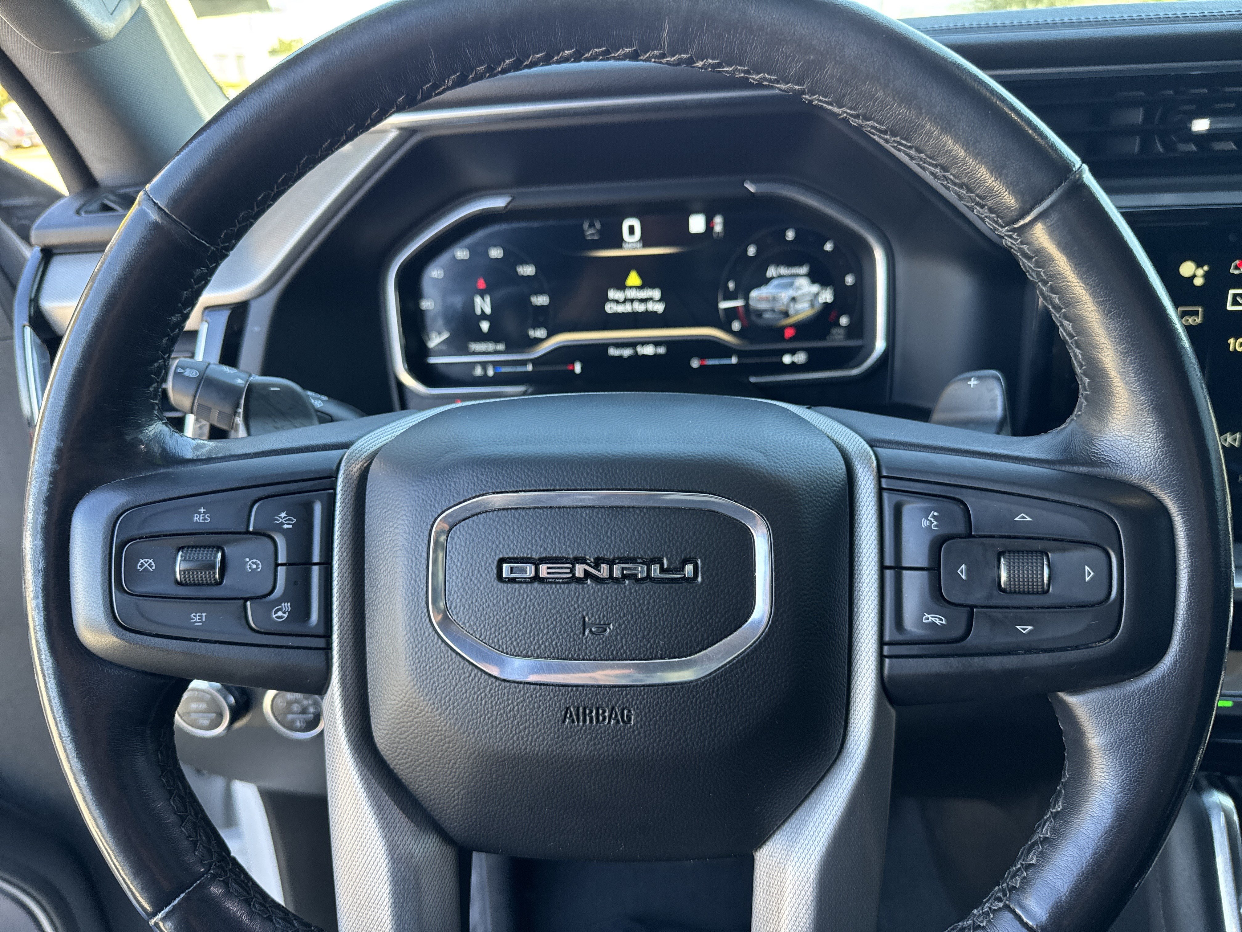 Used 2022 GMC Sierra 1500 Denali w/ Denali Reserve Package AWD/4WD image 18
