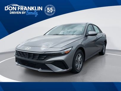 New 2026 Hyundai Elantra SE