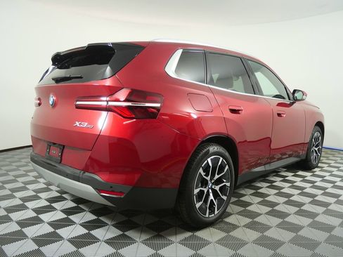 Certified 2025 BMW X3 xDrive30i image 3