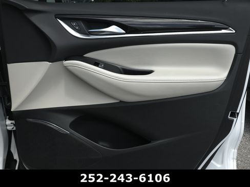 Used 2023 Buick Enclave Essence FWD image 45