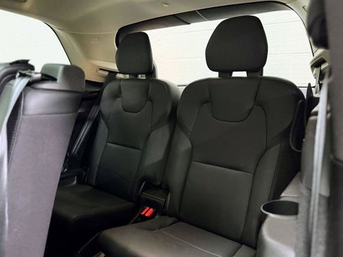 Used 2023 Volvo XC90 T8 Core w/ Climate Package image 17