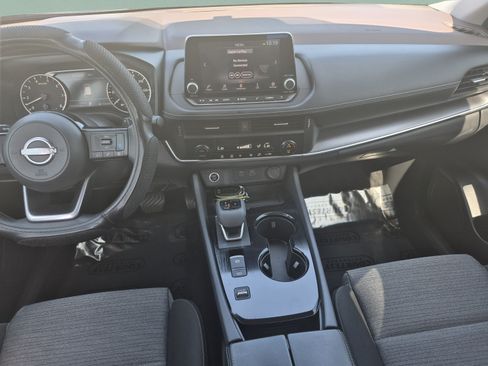 Certified 2023 Nissan Rogue SV FWD image 14