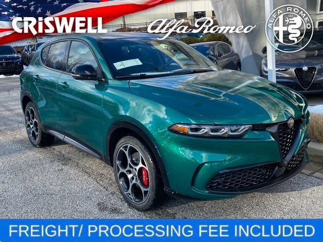 New 2025 Alfa Romeo Tonale w/ Premium Package AWD/4WD image 1