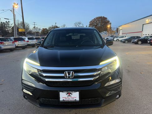 Used 2017 Honda Pilot EX-L image 4