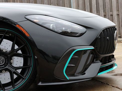 Used 2025 Mercedes-Benz AMG GT 63 image 21