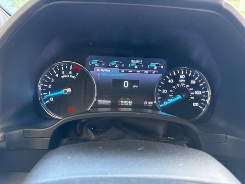 Used 2020 Ford Expedition XLT w/ Equipment Group 202A AWD/4WD image 13